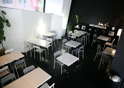 Kamong Cafe