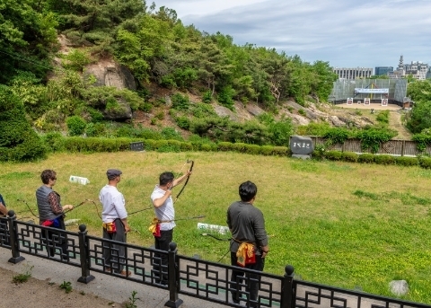 Hwanghakjeong (Padang Memanah)