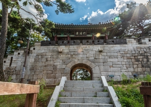 Sukjeongmun Gate